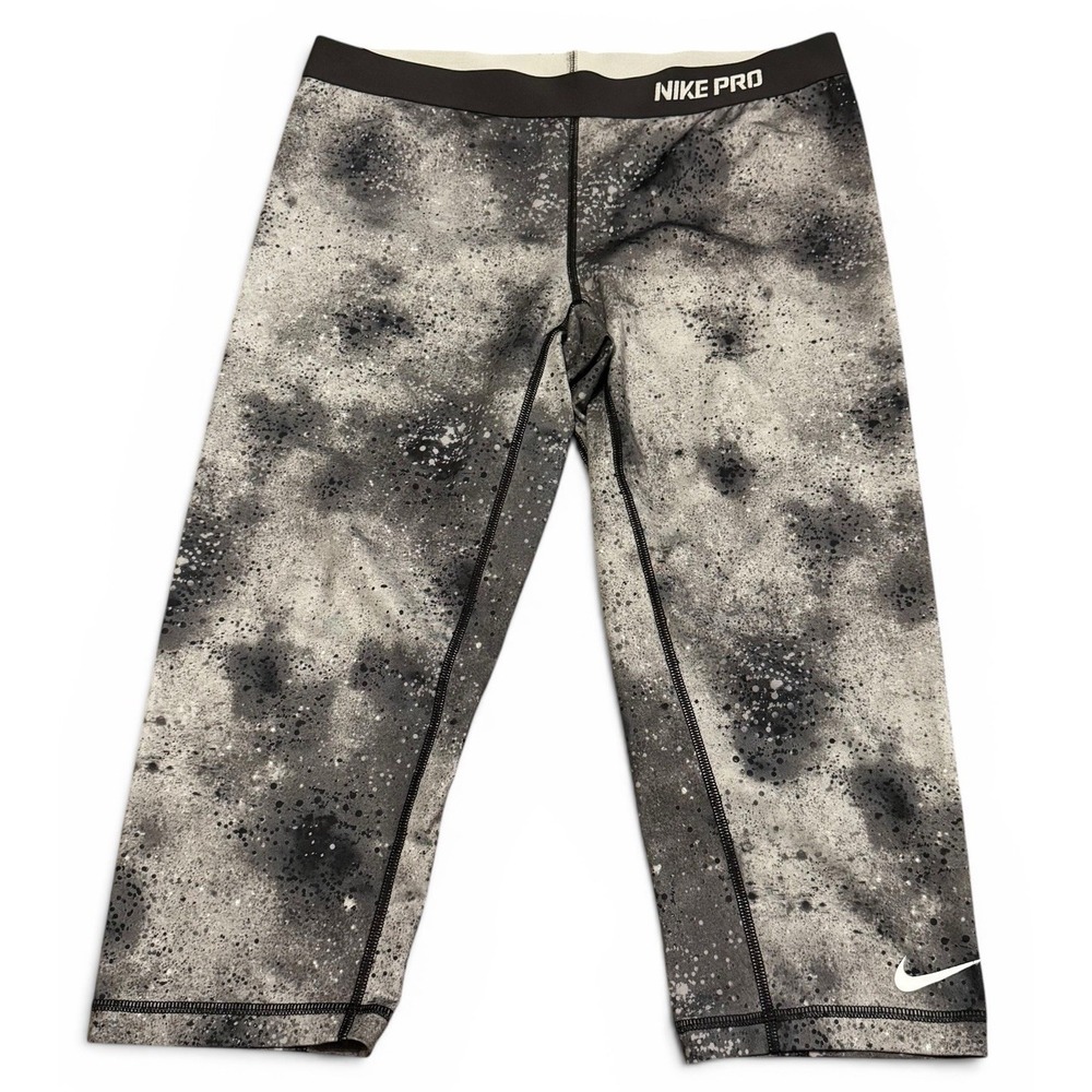 Nike Pro Womens Capri Leggings Gray Black Compression‎ Dri-FIT Athletic